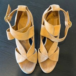 Chloe size 38.5 nude heels